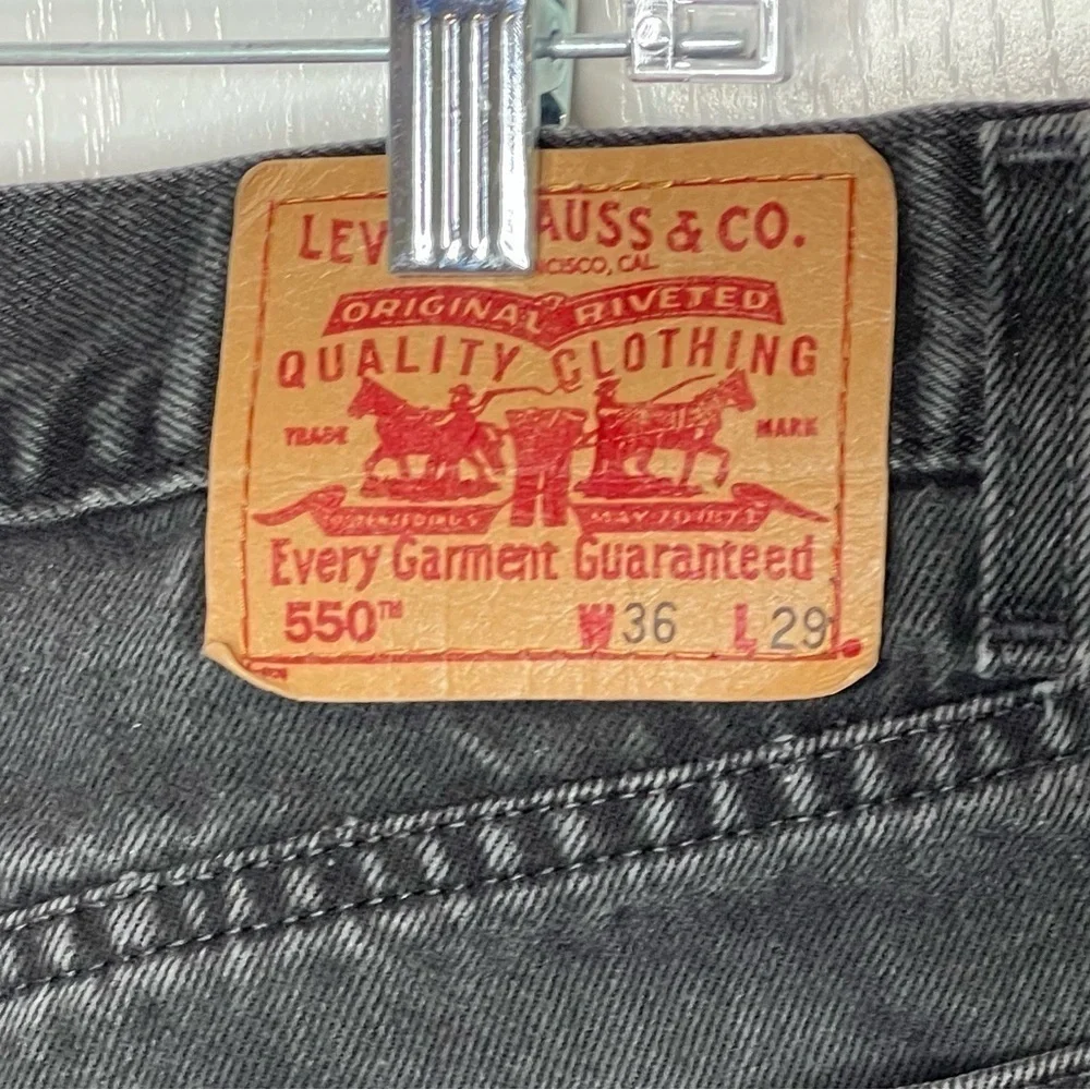 Levi’s 550 classic straight leg denim men’s jeans black 34 waist zipper fly